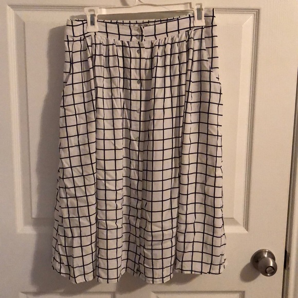Forever 21 Dresses & Skirts - Forever 21 skirt.